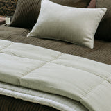 Tobiishi Oatmeal Comforter