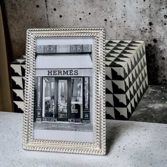 Double Twist Frame 4x6"